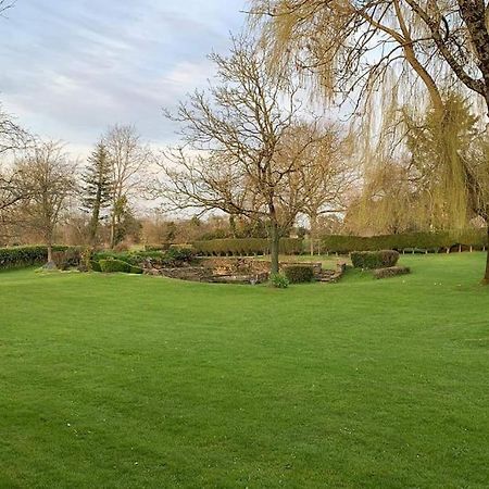Le Nalousie Villa Livry  Bagian luar foto